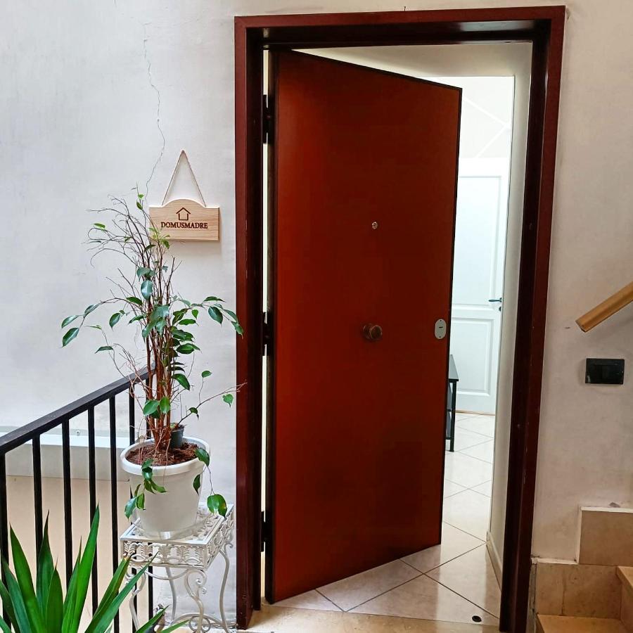 Domusmadre Lejlighed Napoli Eksteriør billede